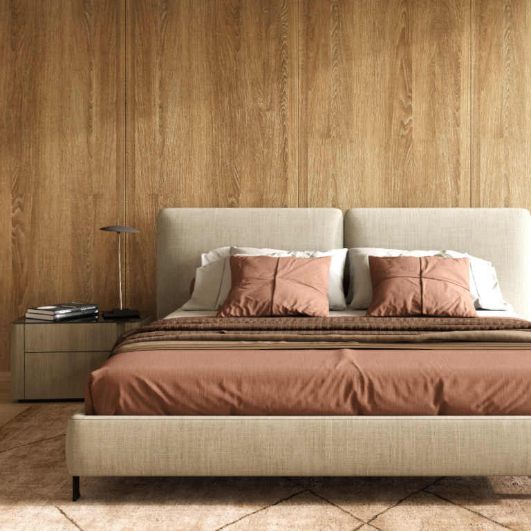 Chambre moderne avec mur en covering bois Chambre moderne avec lit double, linge de lit marron et mur en covering façon bois, à Lyon, région lyonnaise et nord isere